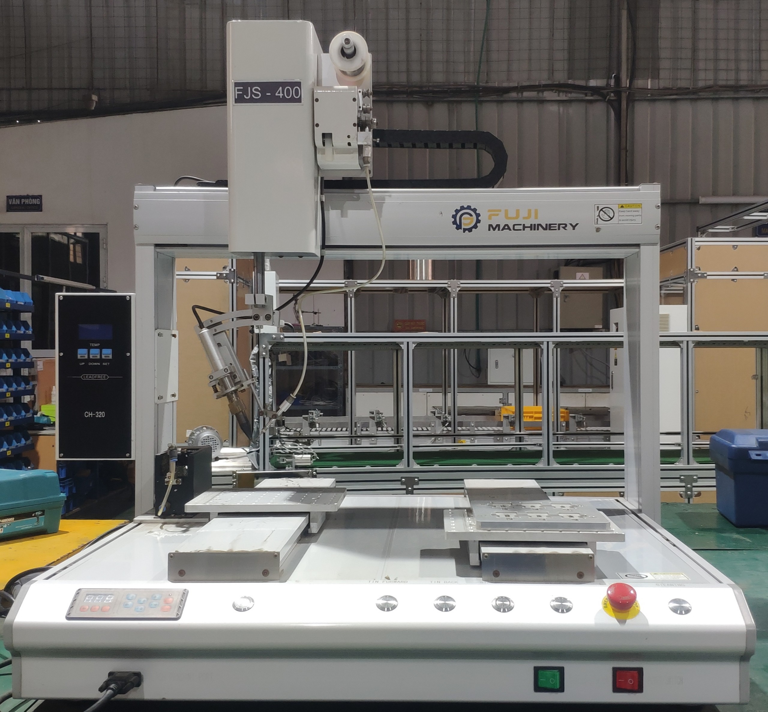 Robot hàn thiếc tự động Fuji Machinery