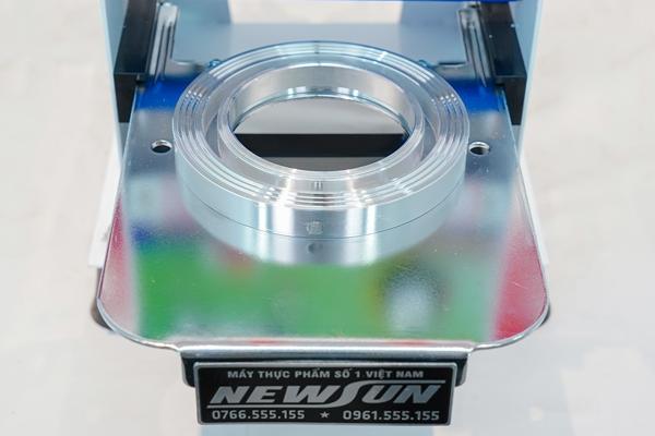 Máy dập bán tự động